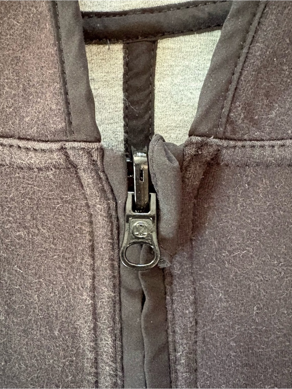 lululemon athletica Black Hooded Sleeveless Vest - Picture 2 of 13
